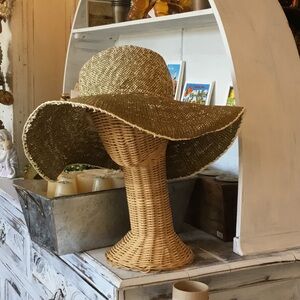 0197 Calvin Klein Woven Straw Sun Hat